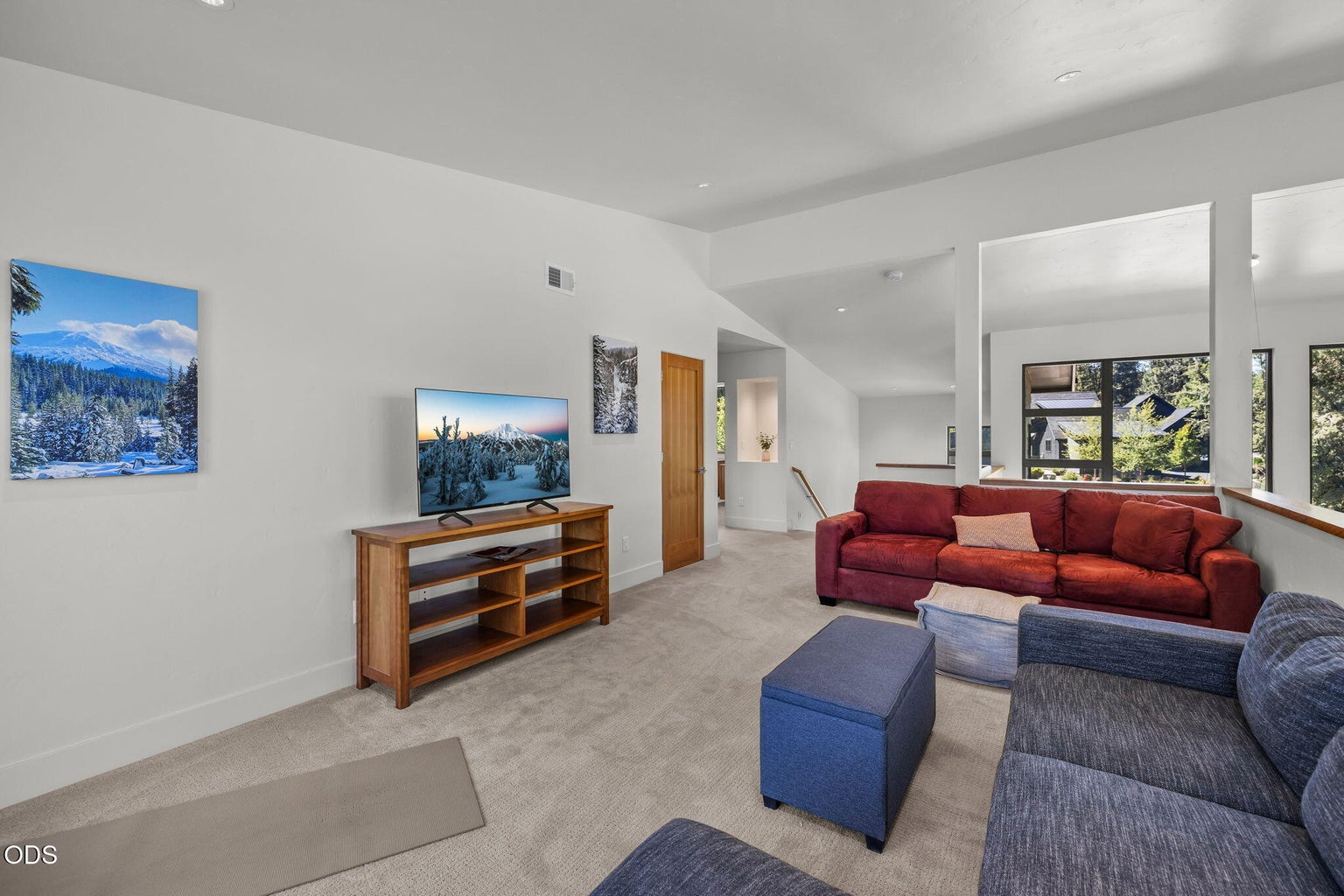 Lofty bonus space for exercise or movie nights