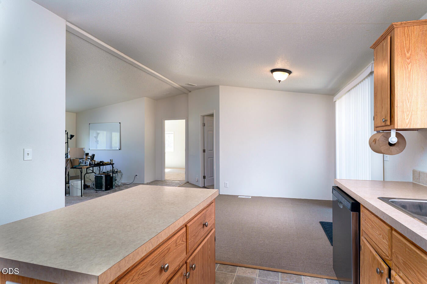 Photo of 17044 Whittier Drive 3 of 28