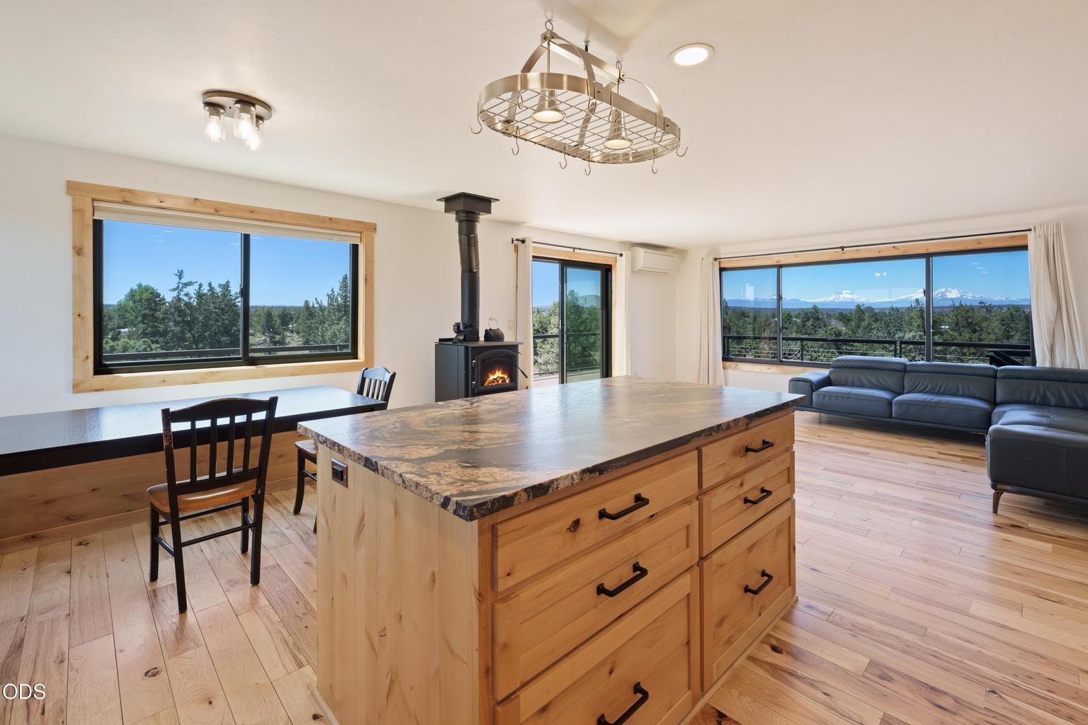 Photo of 4855 NW 57th Street 11 of 52