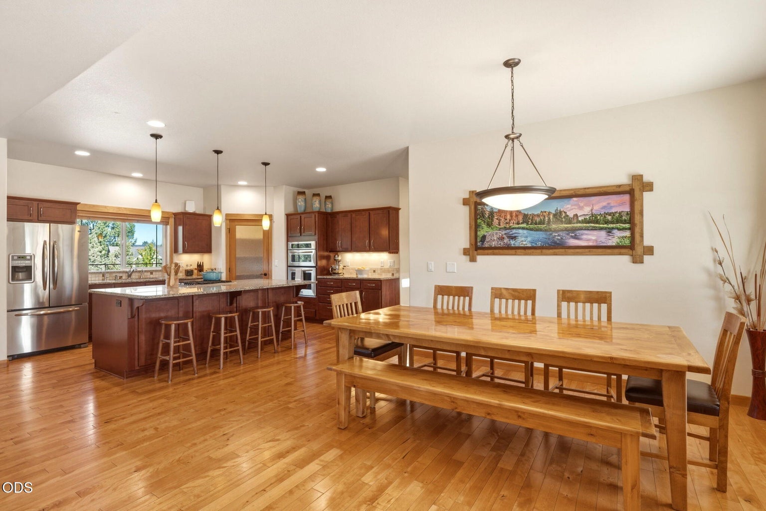 Photo of 20825 Rorick Drive 16 of 48