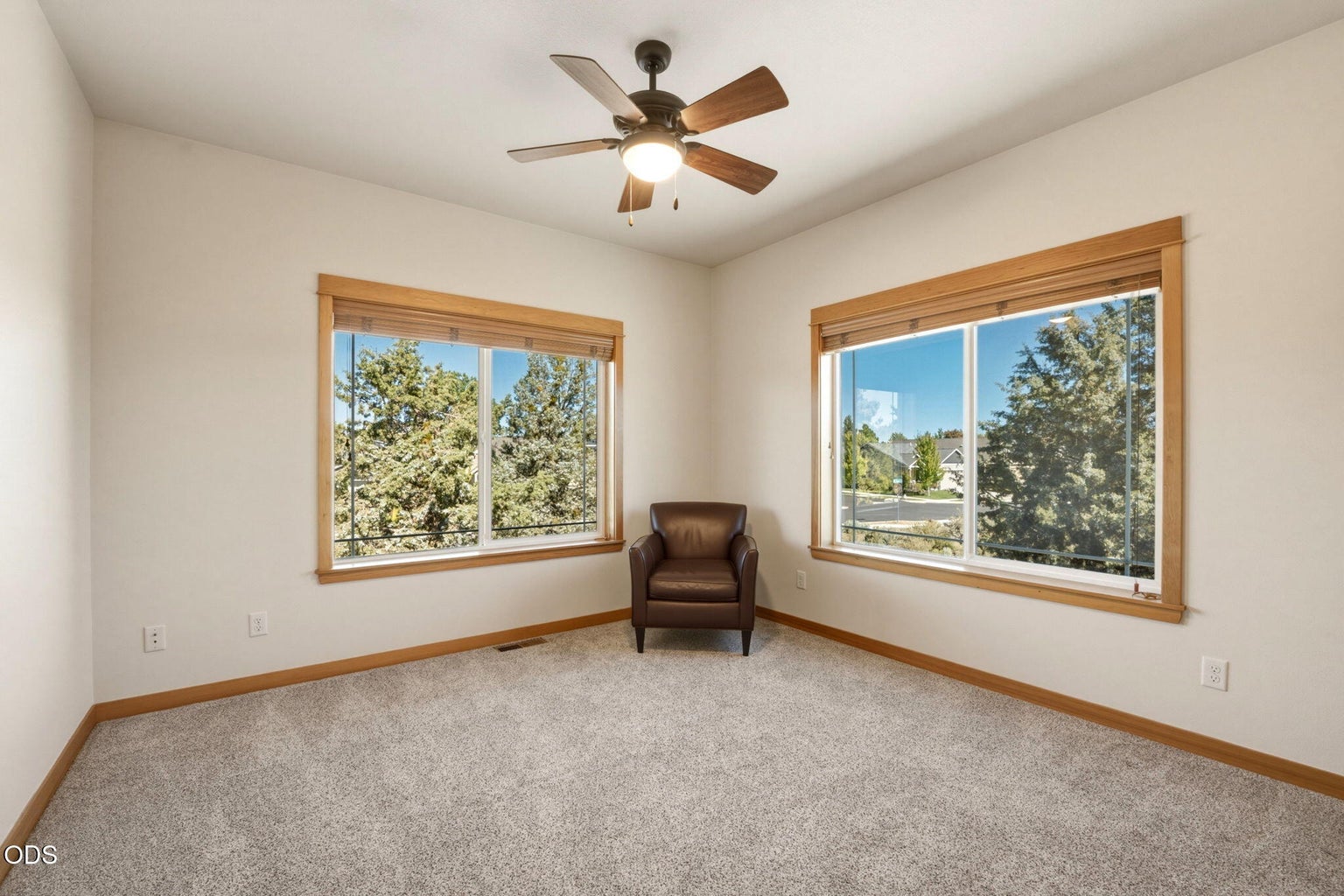 Photo of 20825 Rorick Drive 33 of 48