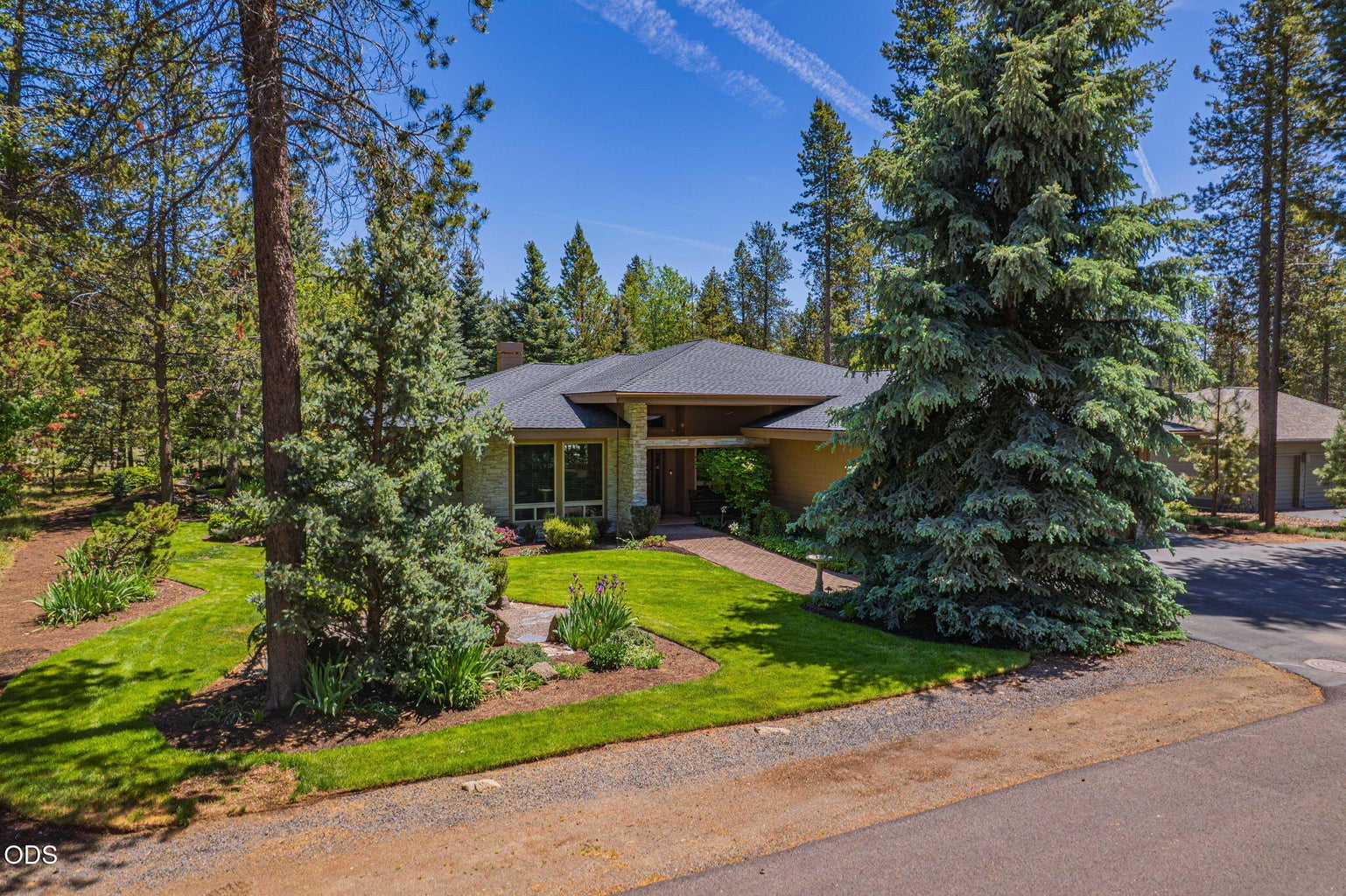 Photo of 57944 Bunker Lane 3 of 51