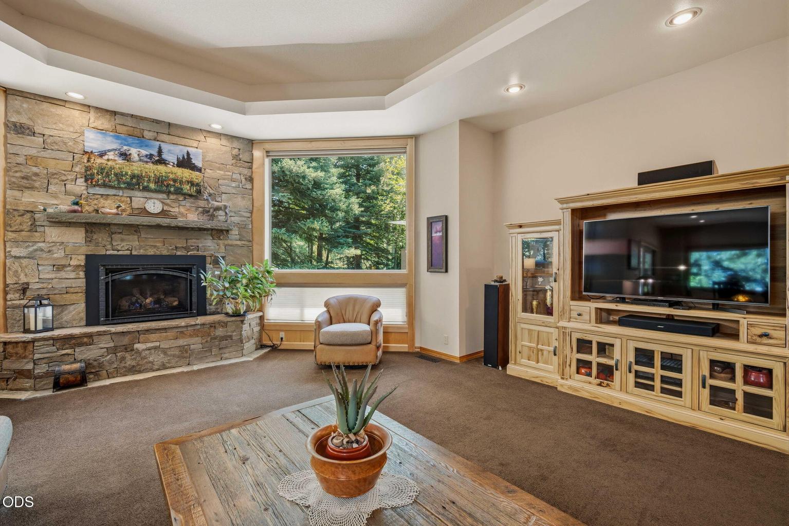 Photo of 57944 Bunker Lane 8 of 51