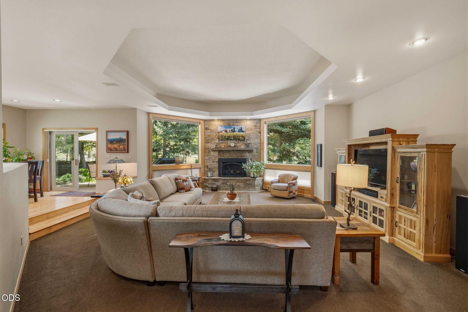 Photo of 57944 Bunker Lane 6 of 51