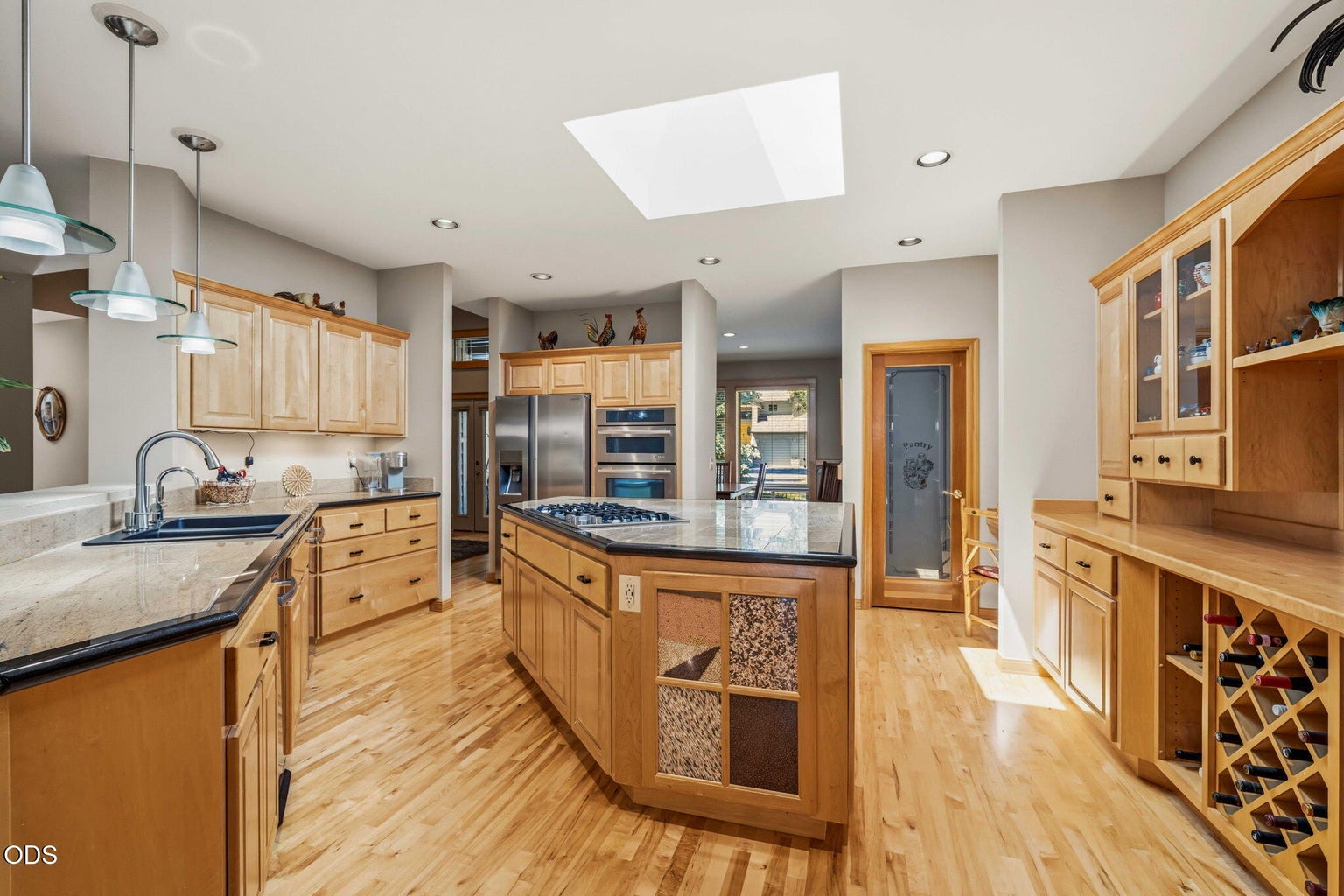 Photo of 57944 Bunker Lane 16 of 51