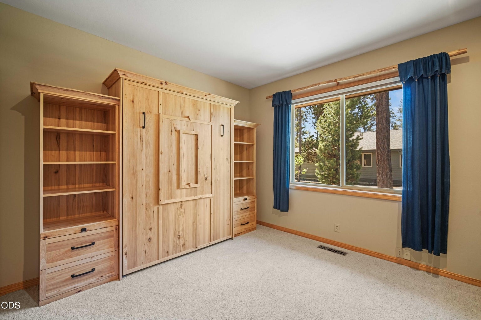 Photo of 57944 Bunker Lane 37 of 51