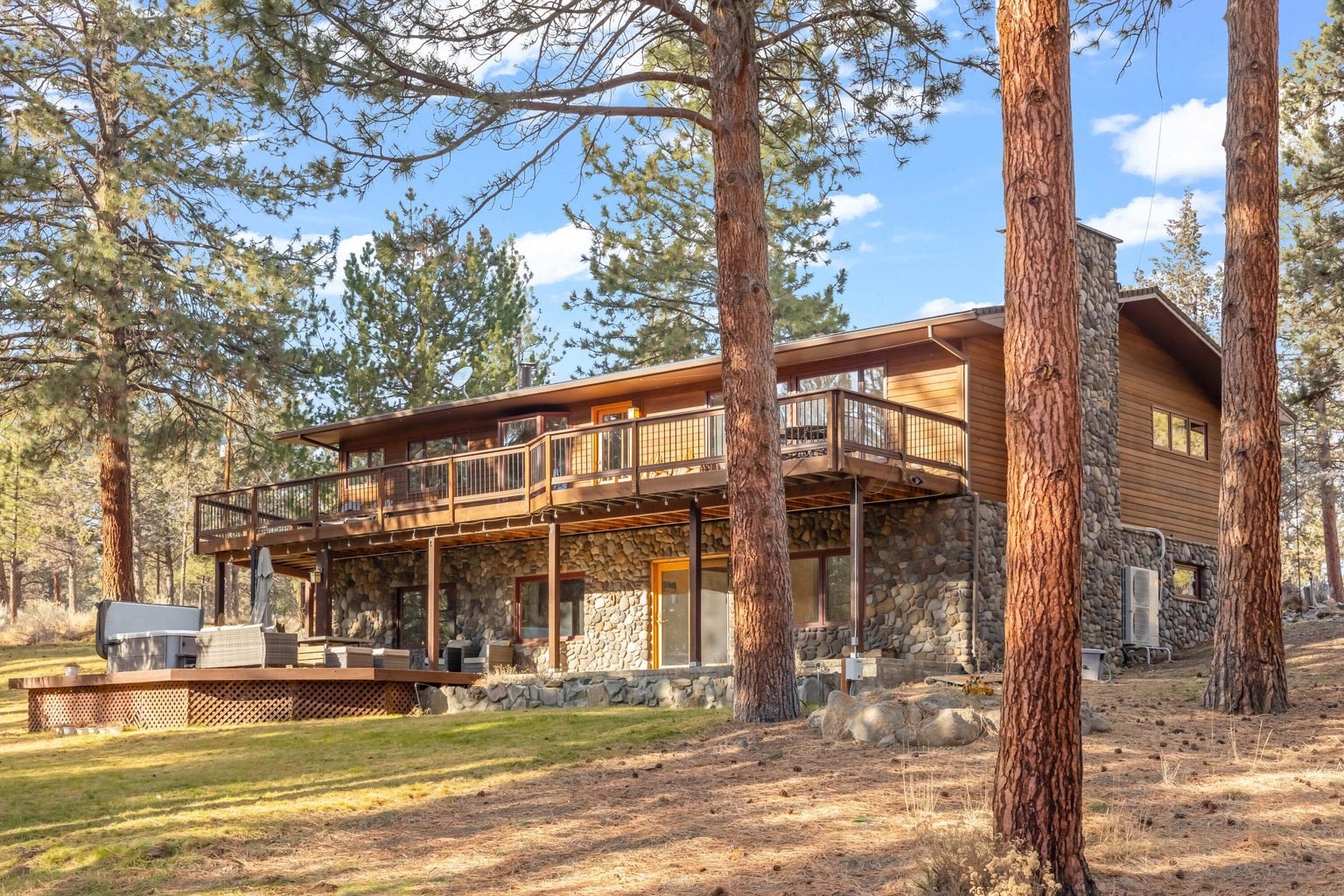 Photo of 16430 Highway 126 6 of 58
