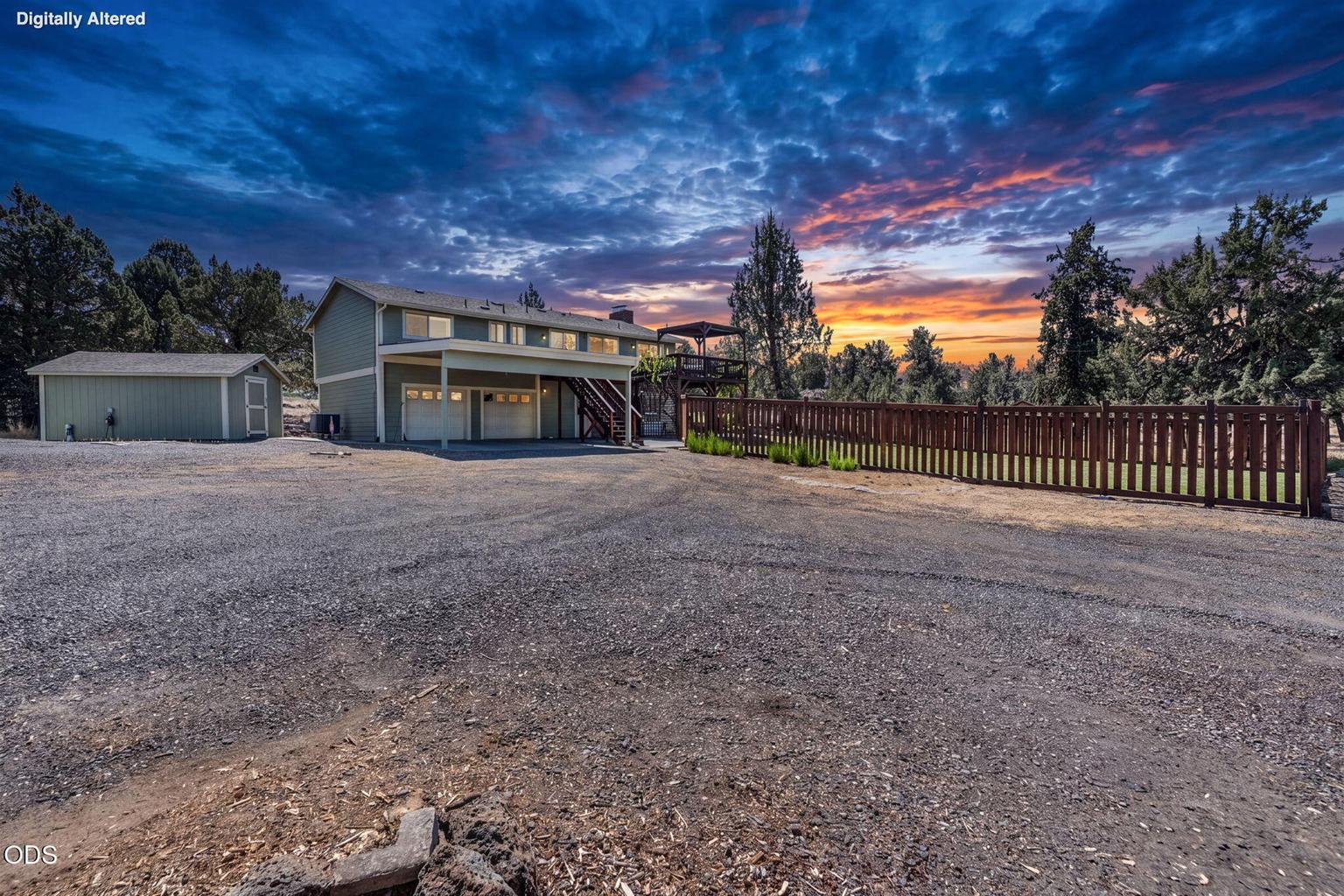 Photo of 4940 NW Jackpine Avenue 5 of 53