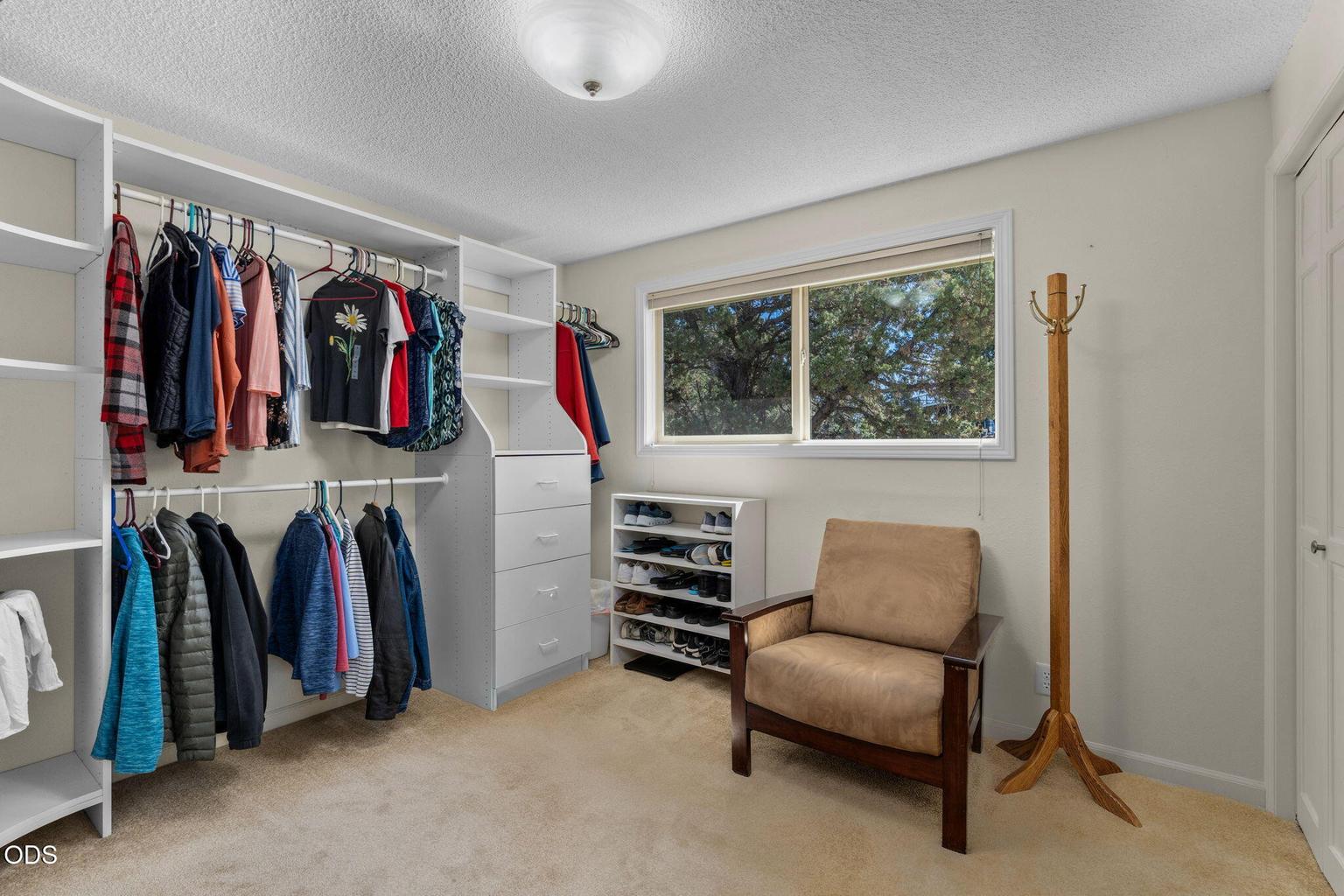 Photo of 4940 NW Jackpine Avenue 22 of 53