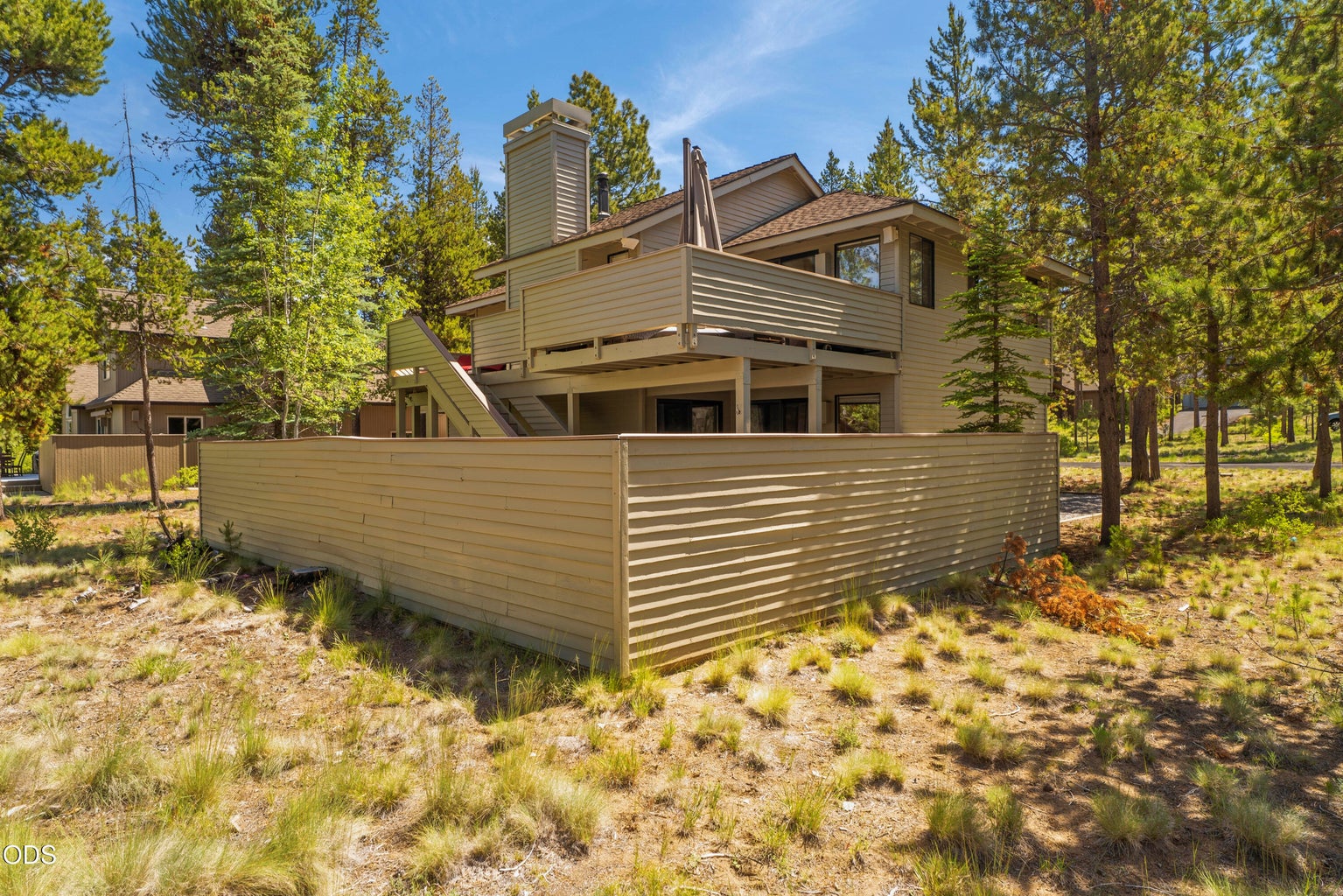 Photo of 57691 Splitrock Lane 10 of 37