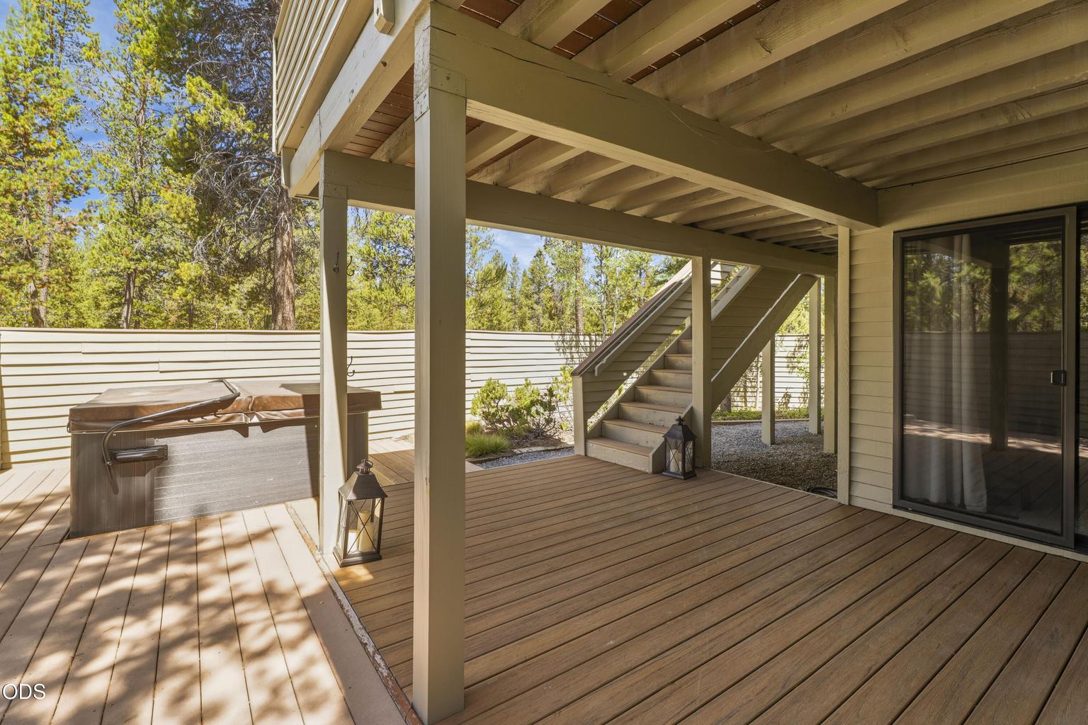 Photo of 57691 Splitrock Lane 13 of 37