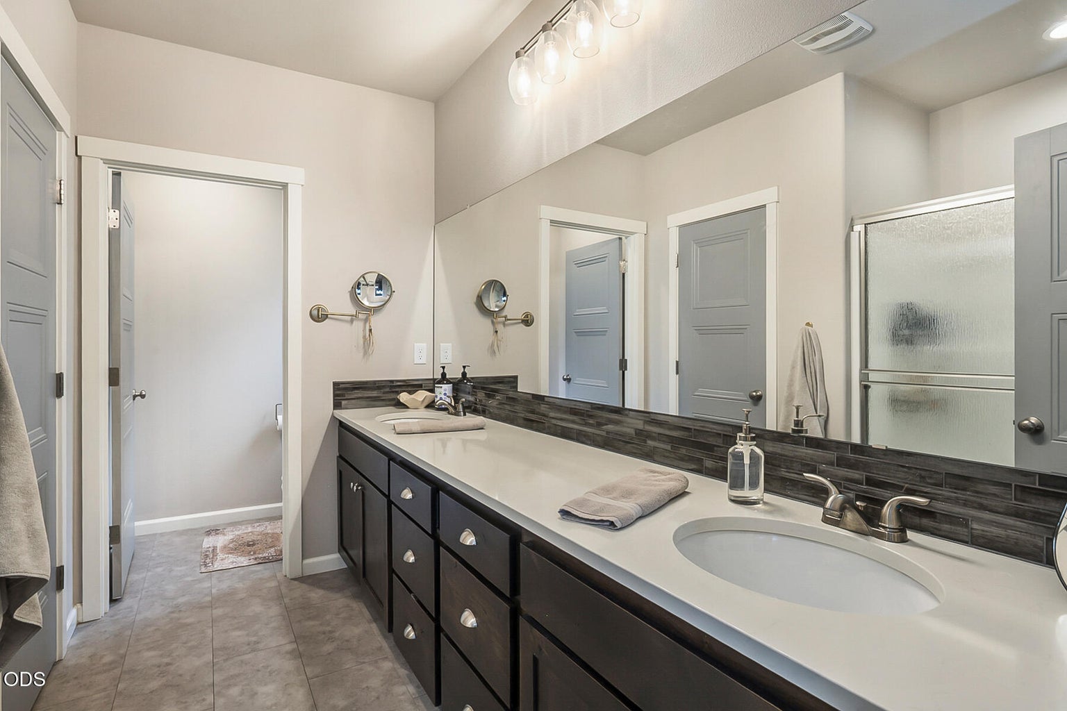 Photo of 2788 SW 34th Street 21 of 48