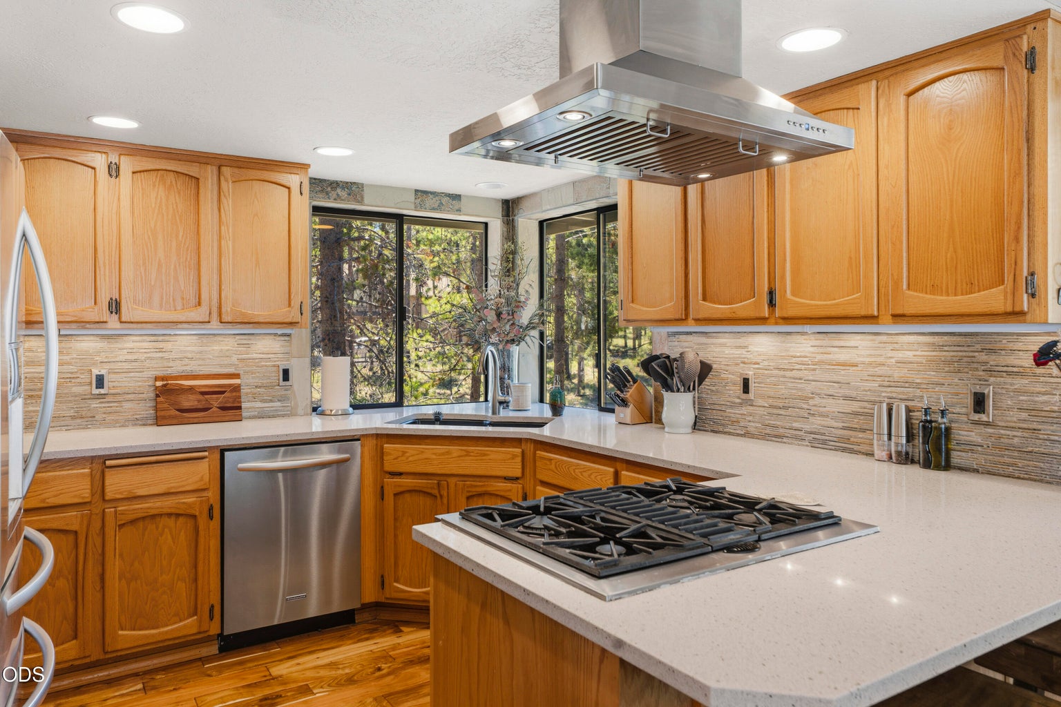 Photo of 57691 Splitrock Lane 20 of 37