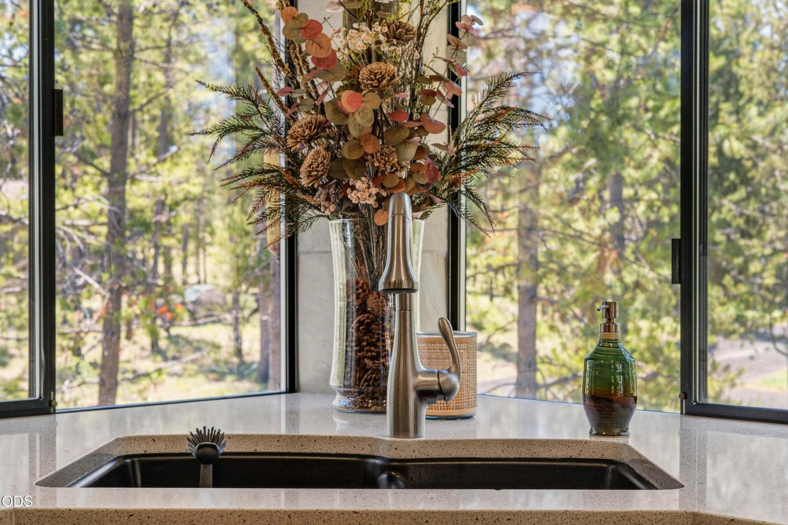 Photo of 57691 Splitrock Lane 21 of 37