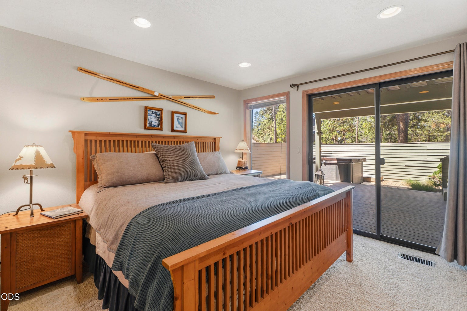 Photo of 57691 Splitrock Lane 33 of 37
