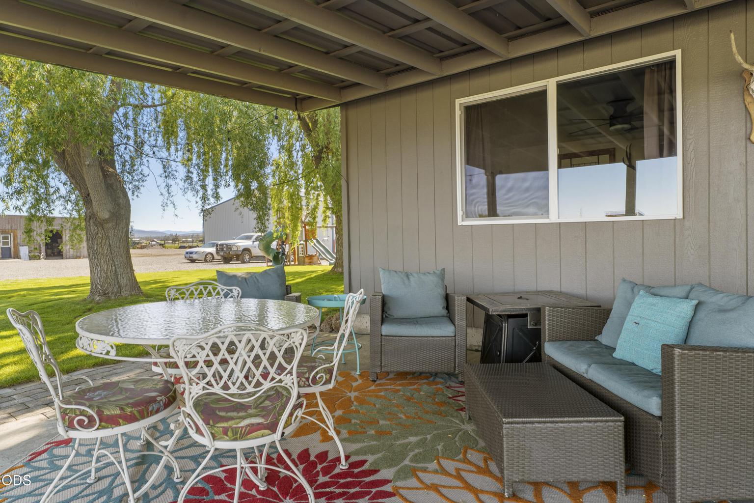 covered patio