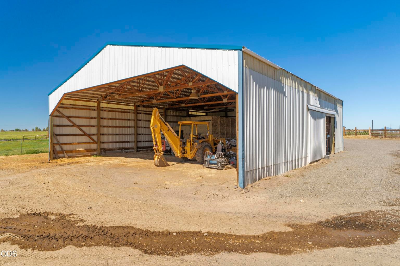 Photo of 4793 SW Williams Road 33 of 45