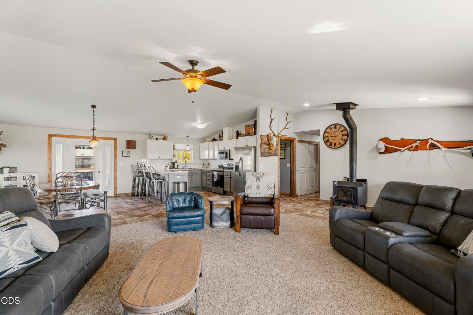 Photo of 4793 SW Williams Road 10 of 45