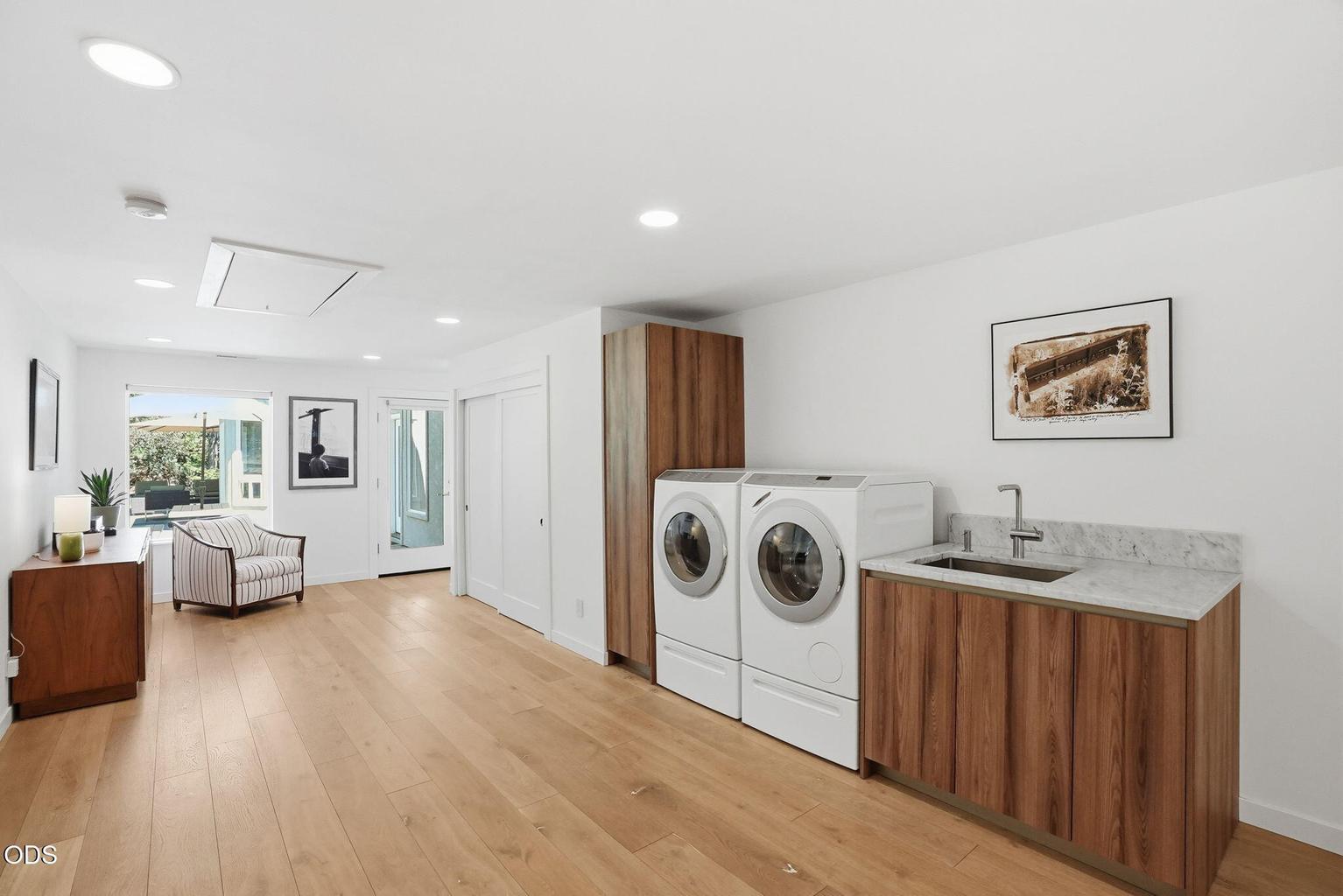 Flex Space & Laundry