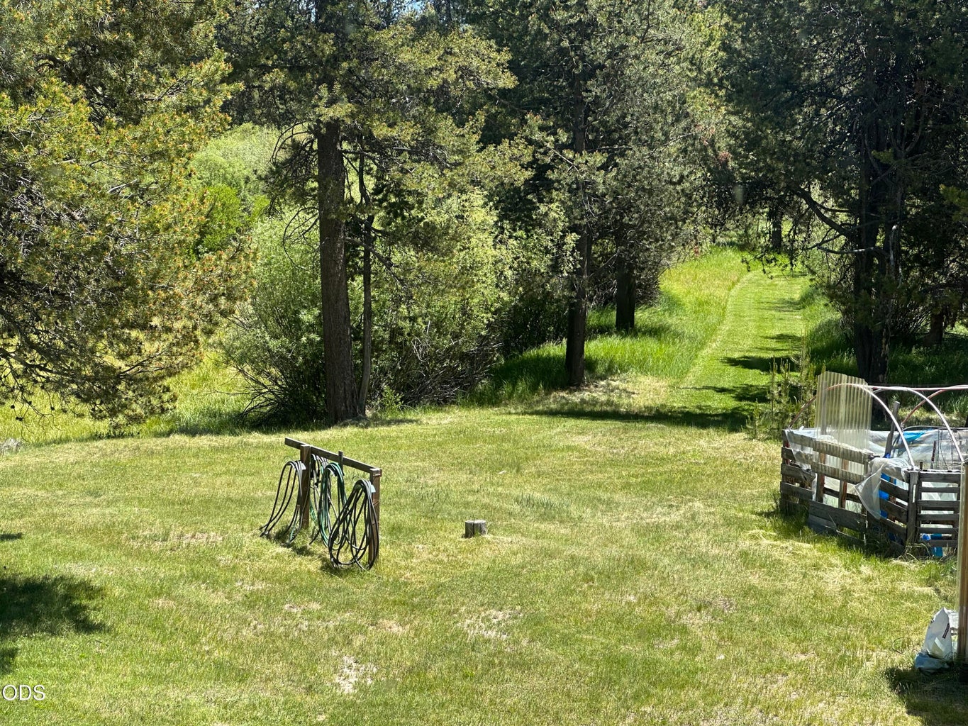LOTS OF TRAILS FOR YOUR EXPLORATION...