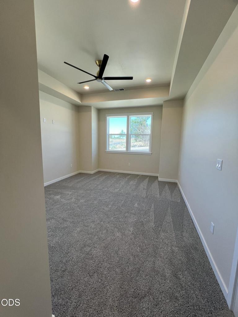 Photo of 202 SE Larkspur Drive 24 of 65