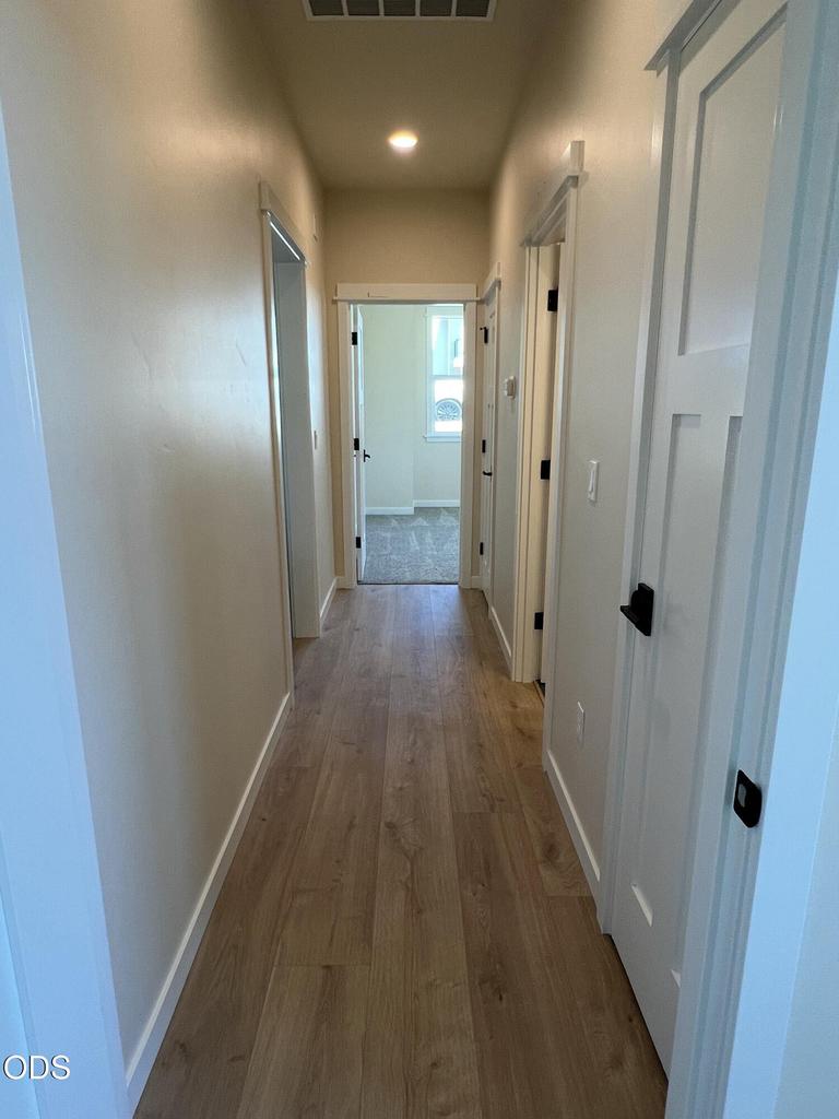 Photo of 202 SE Larkspur Drive 53 of 65