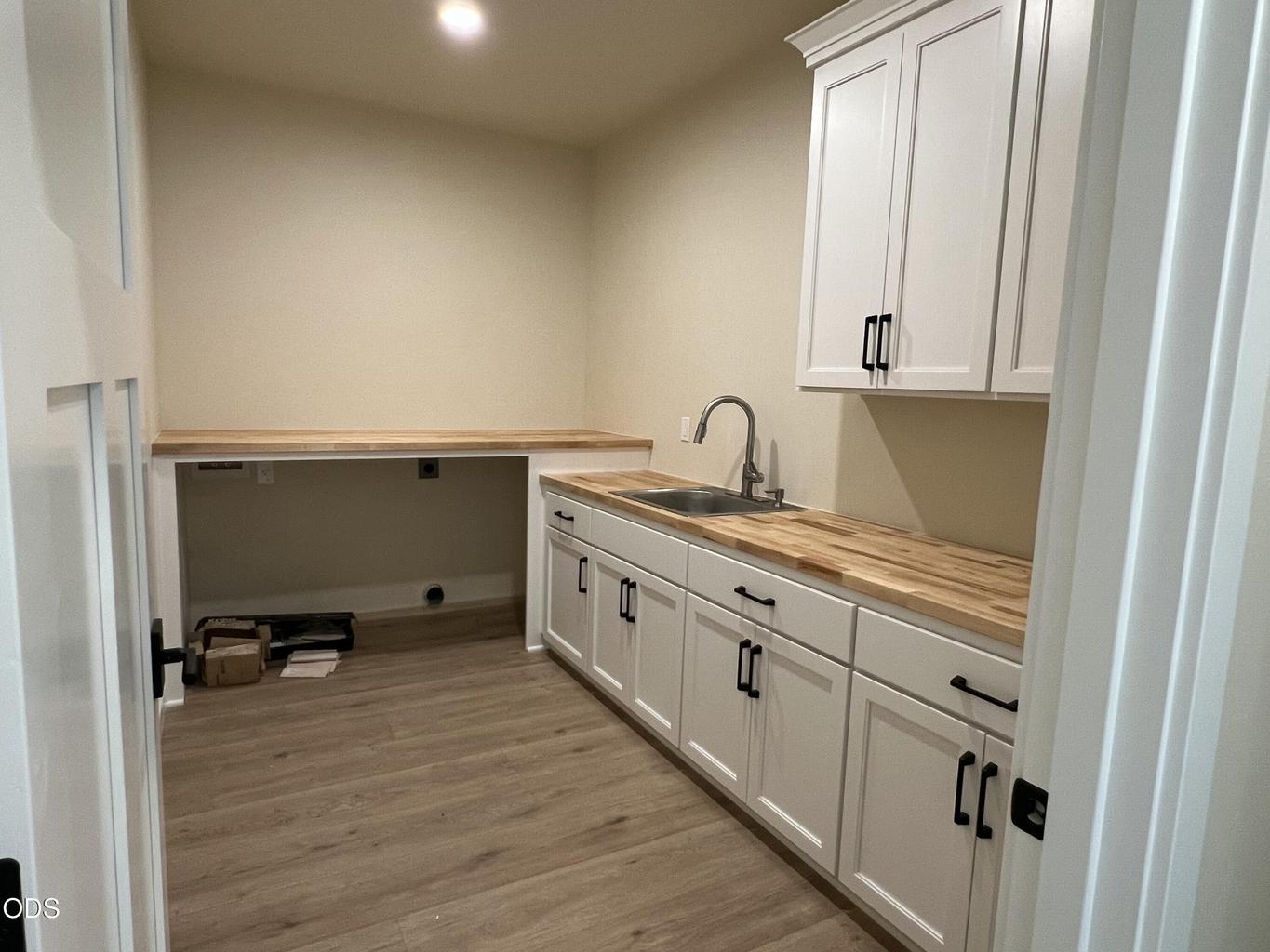 Photo of 202 SE Larkspur Drive 56 of 65
