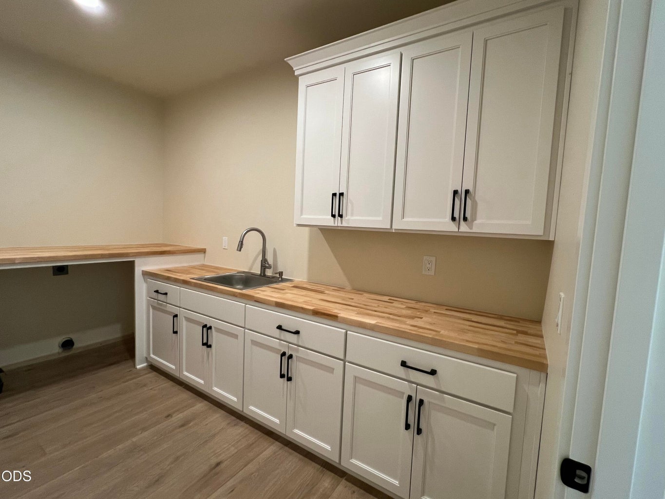 Photo of 202 SE Larkspur Drive 57 of 65