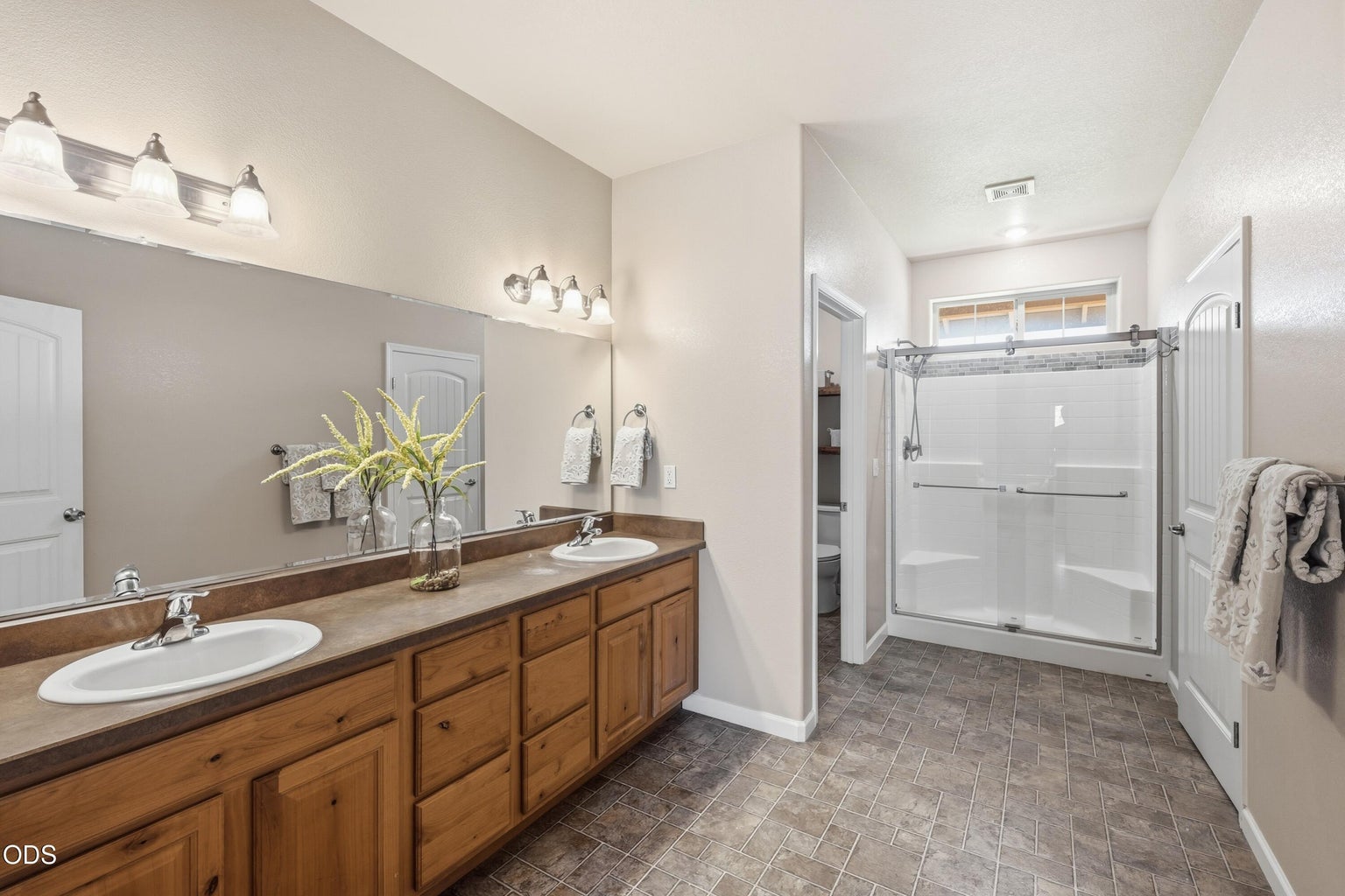 Photo of 502 Foss Drive 15 of 34