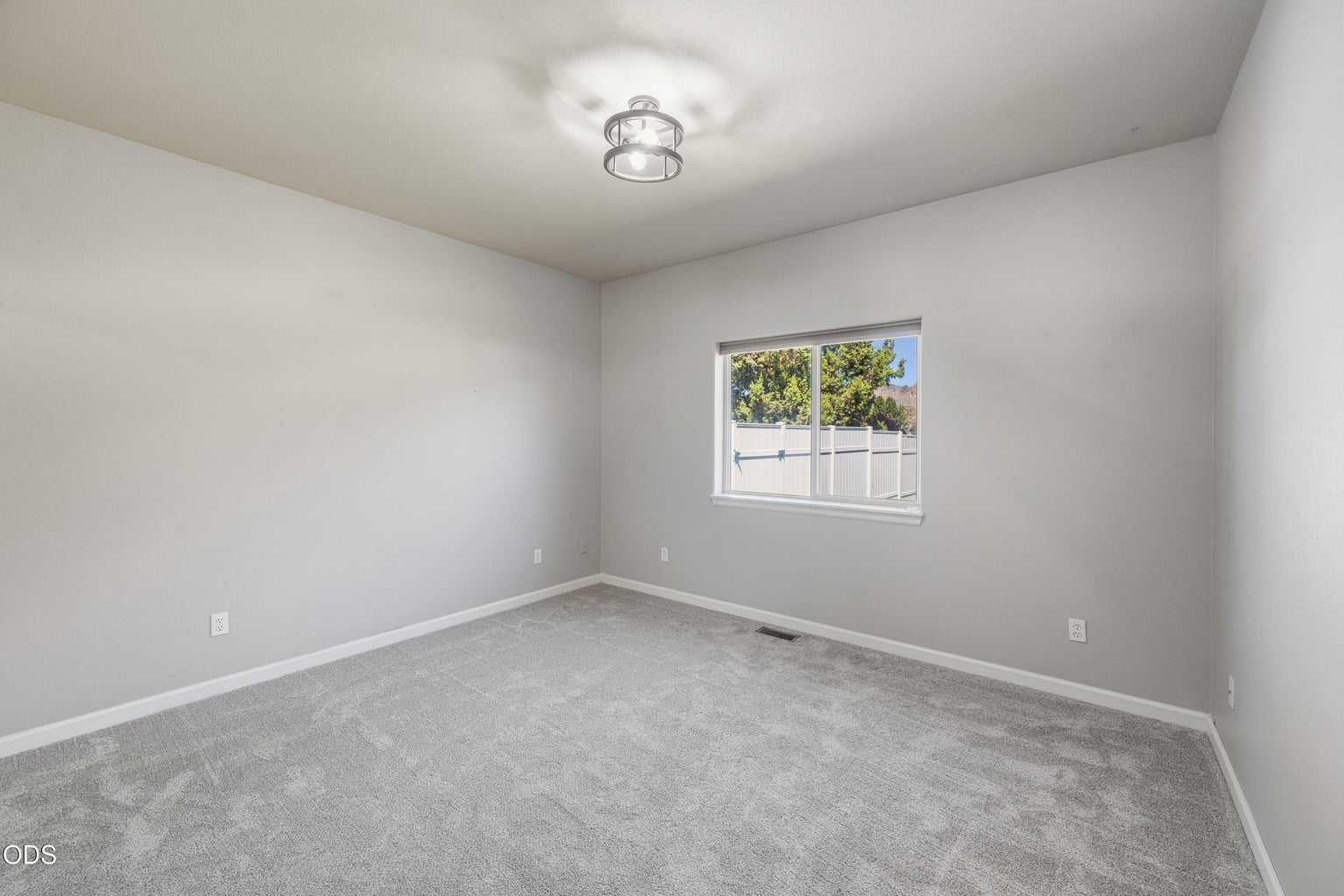 Photo of 502 Foss Drive 18 of 34