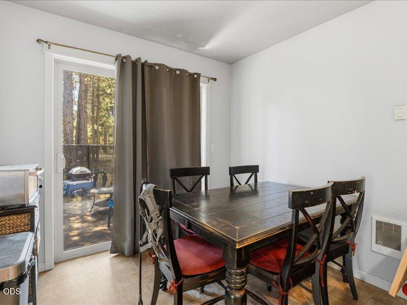 Photo of 16558 Daisy Place 7 of 23