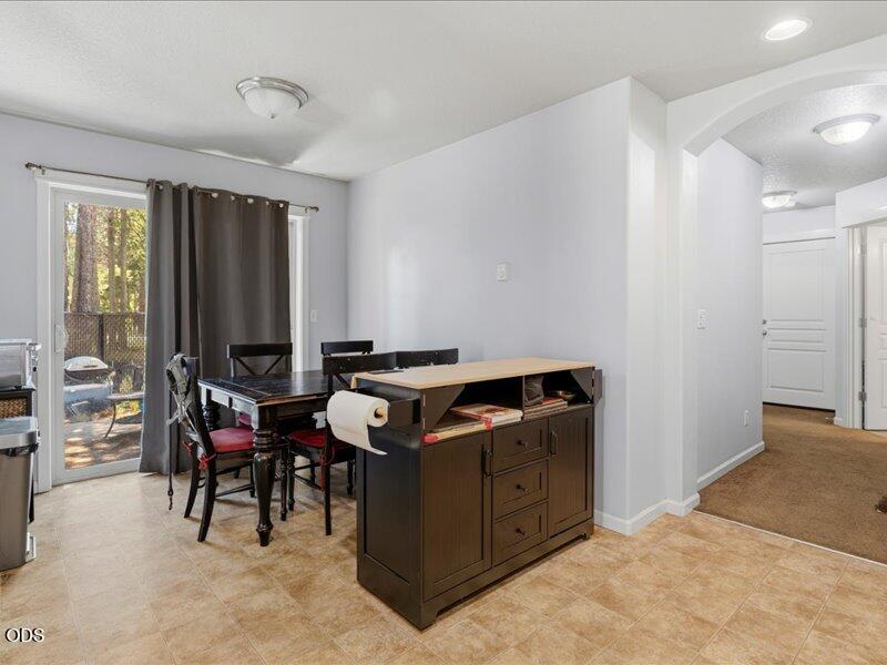 Photo of 16558 Daisy Place 8 of 23