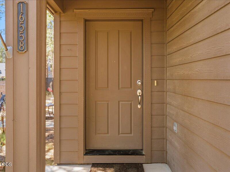 Photo of 16558 Daisy Place 2 of 23