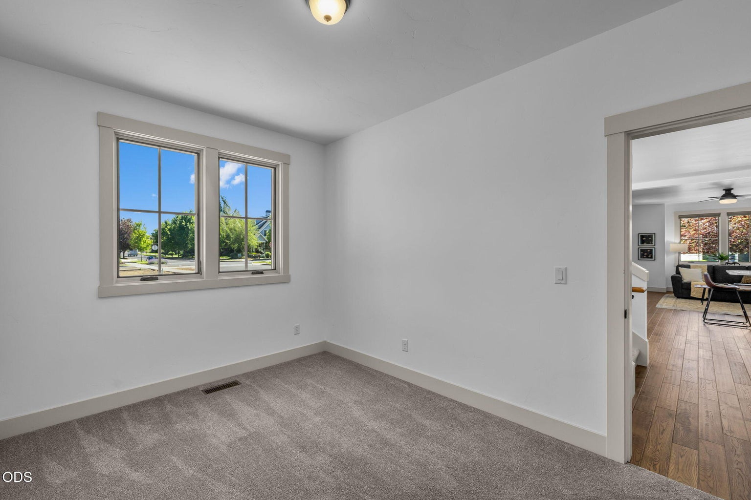 Photo of 446 S Cottonwood Street 19 of 57