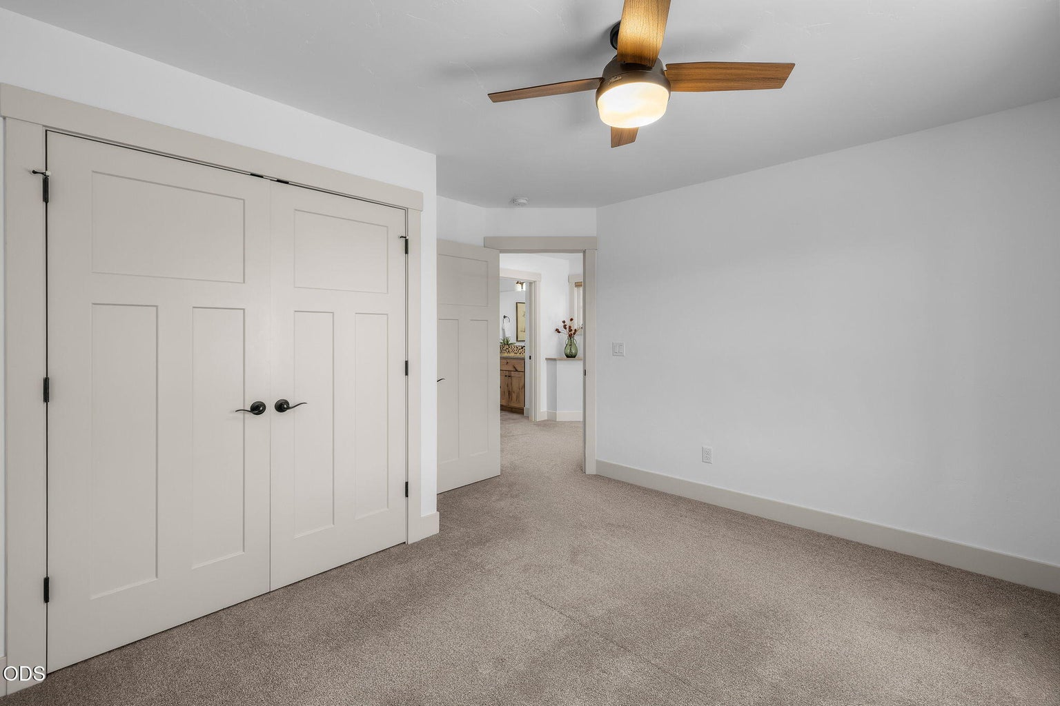 Photo of 446 S Cottonwood Street 24 of 57