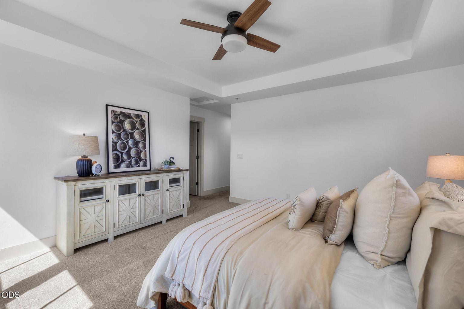 Photo of 446 S Cottonwood Street 26 of 57
