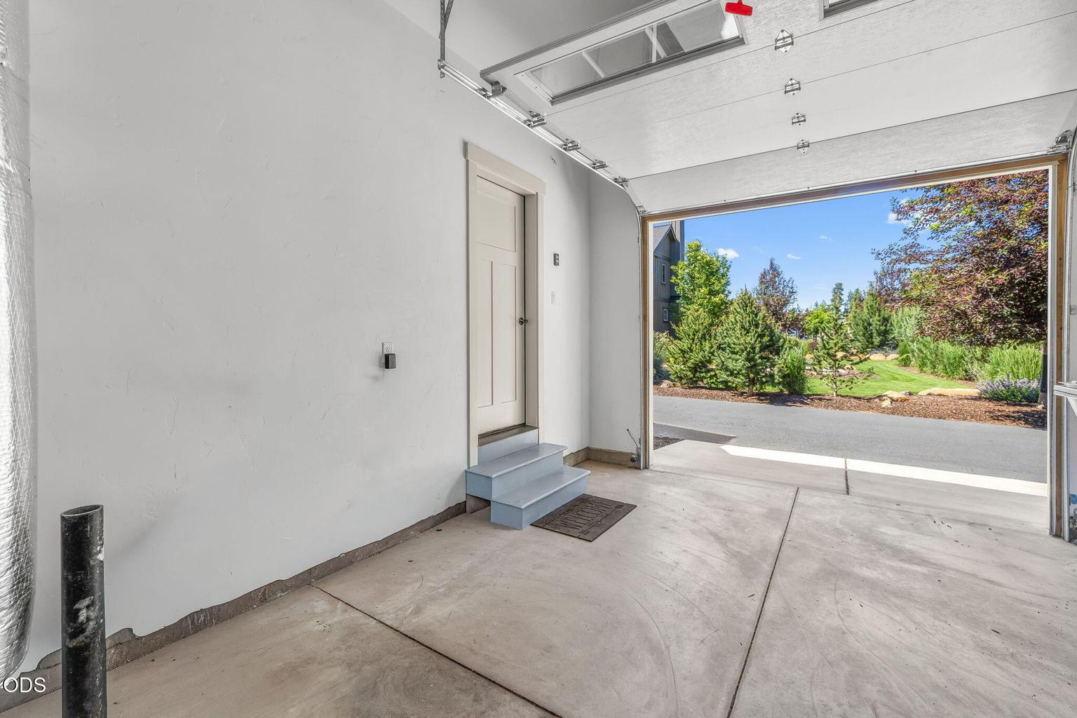 Photo of 446 S Cottonwood Street 34 of 57