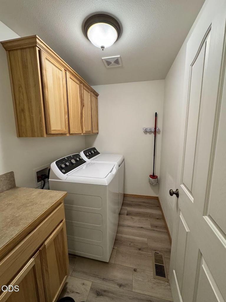 Photo of 3028 SW Indian Place 23 of 30