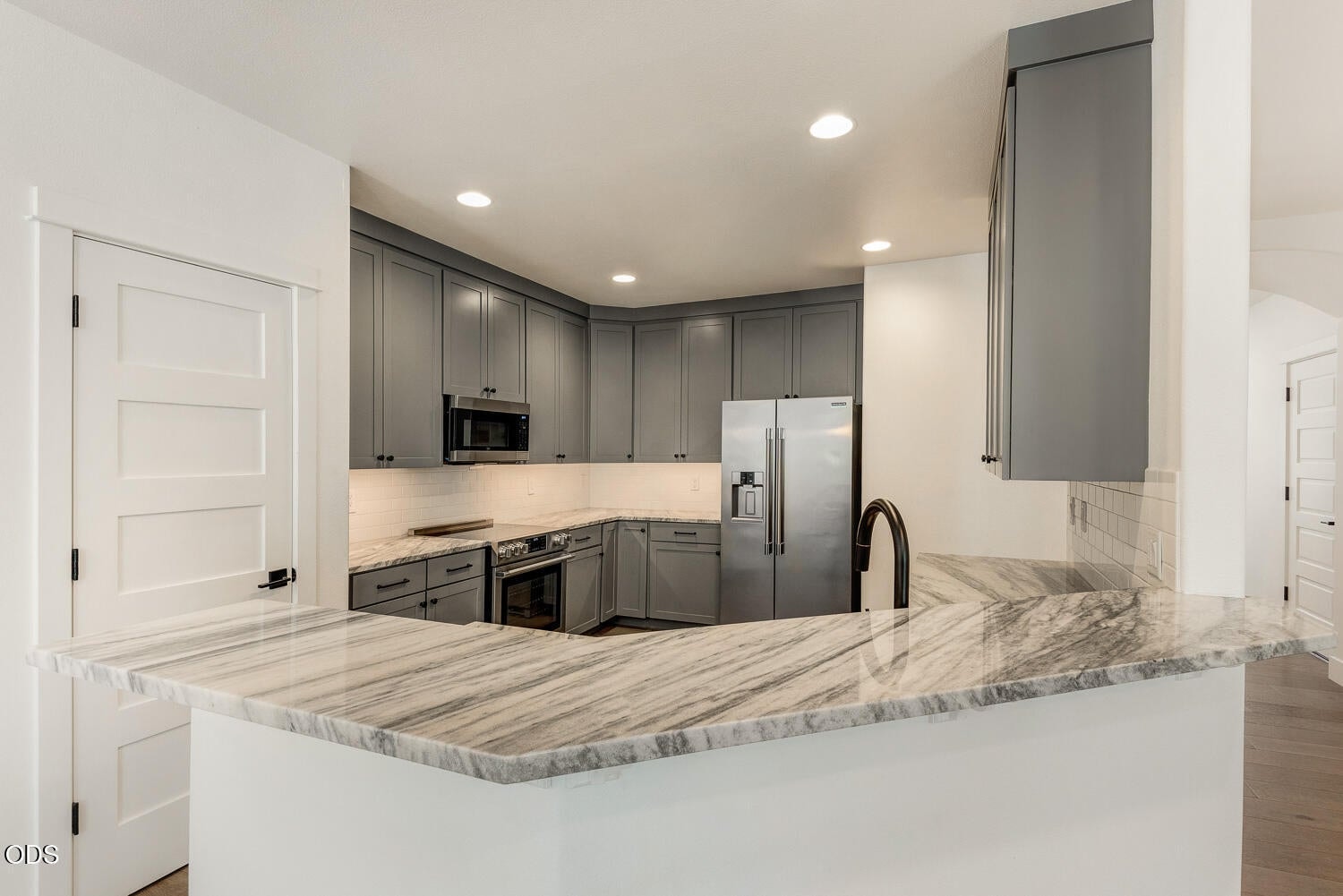 Photo of 1641 W Hill Avenue 11 of 35