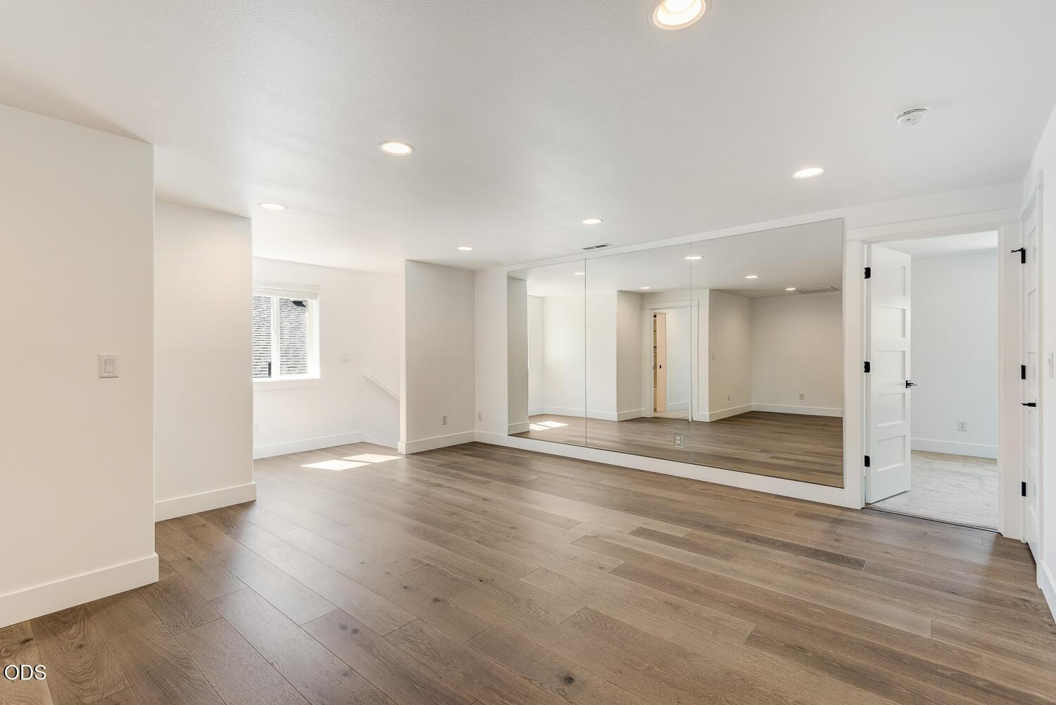 Photo of 1641 W Hill Avenue 19 of 35