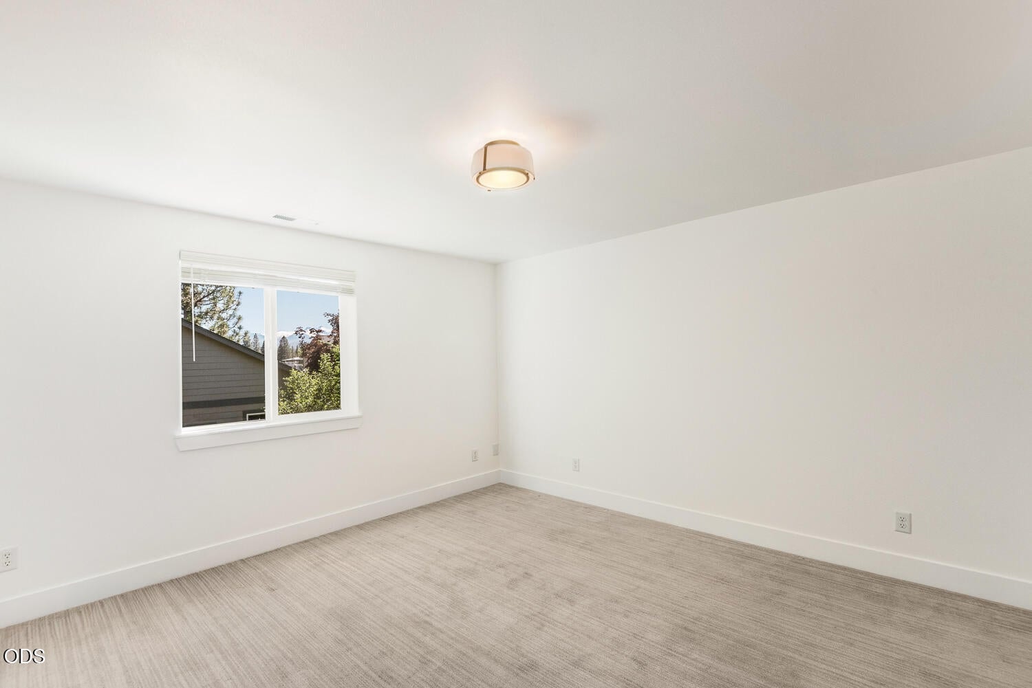 Photo of 1641 W Hill Avenue 23 of 35