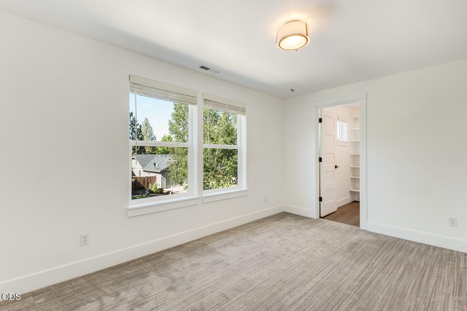 Photo of 1641 W Hill Avenue 29 of 35
