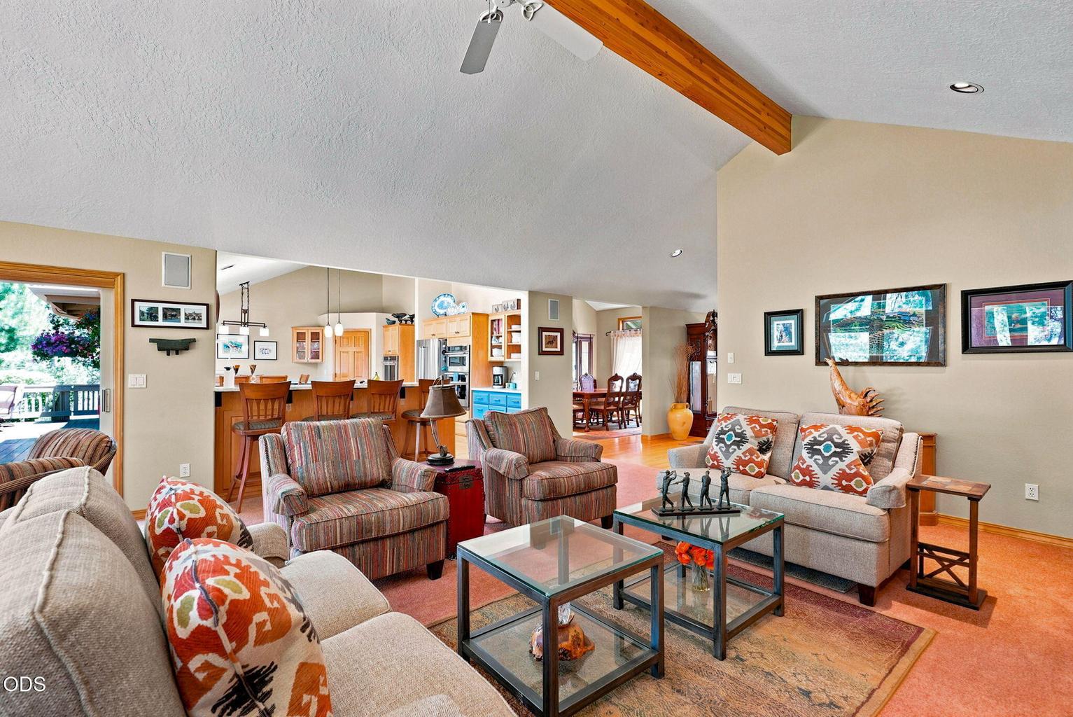 Photo of 20490 Timberline Court 4 of 36