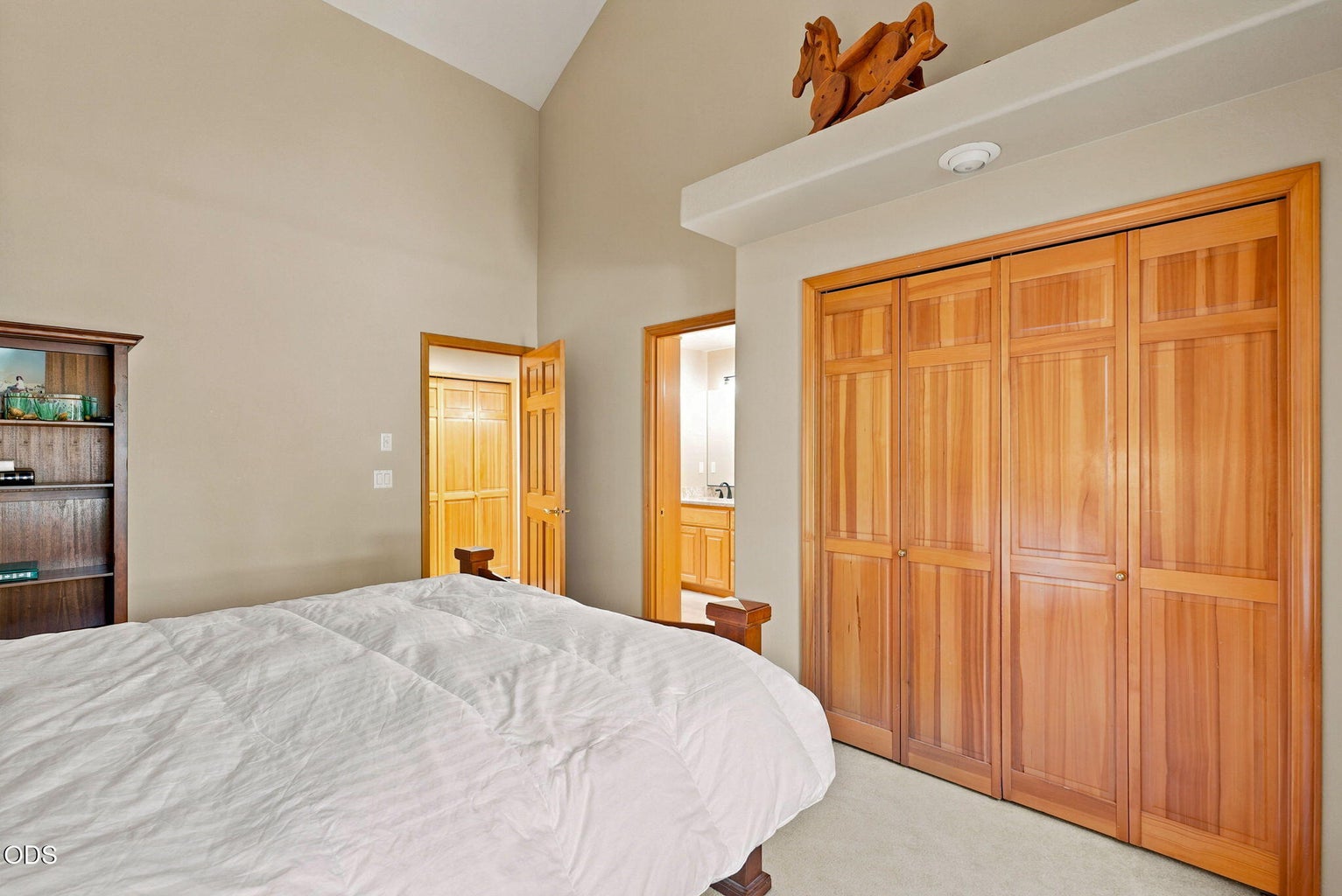 Photo of 20490 Timberline Court 26 of 36