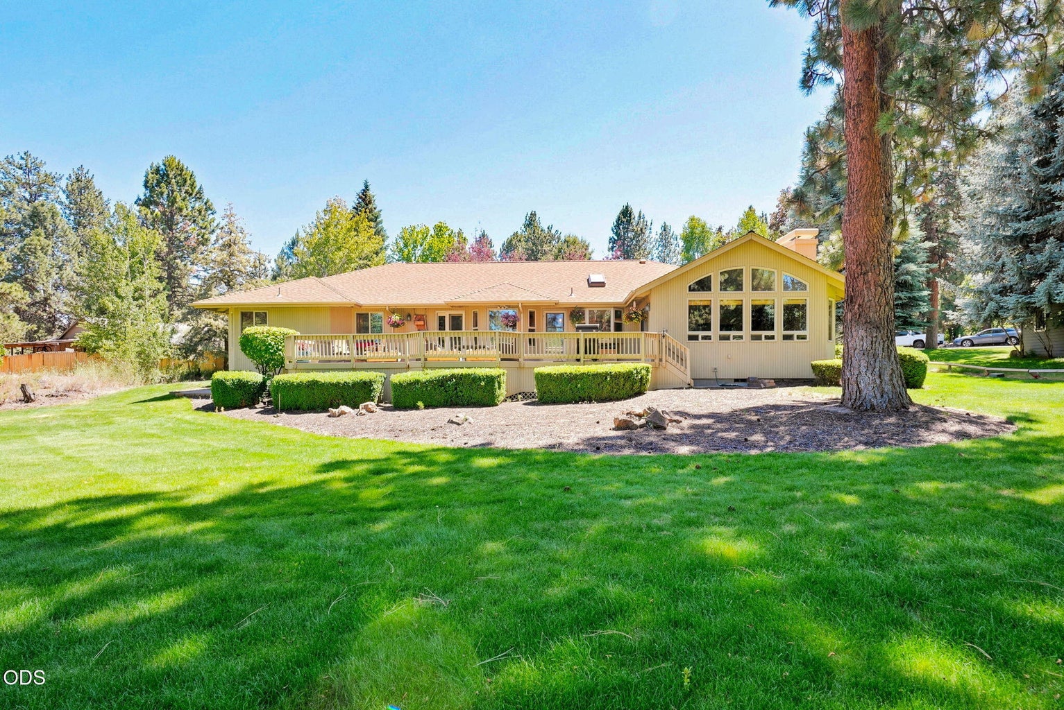 Photo of 20490 Timberline Court 31 of 36