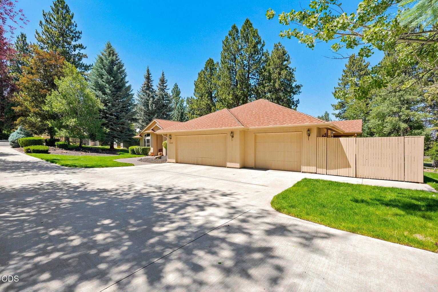 Photo of 20490 Timberline Court 34 of 36