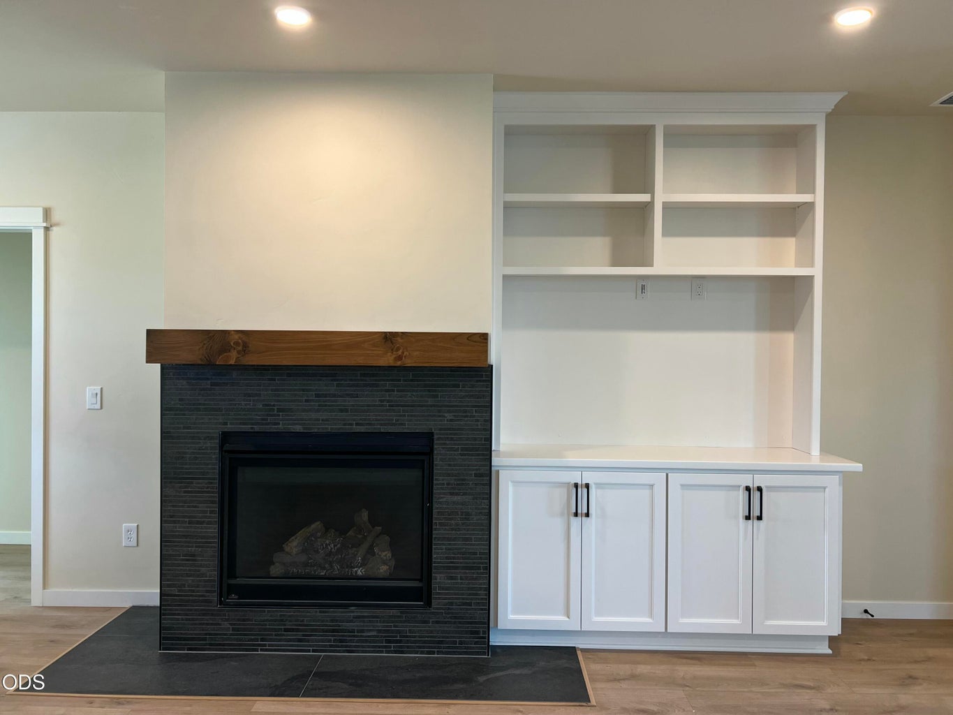Photo of 202 SE Larkspur Drive 22 of 65