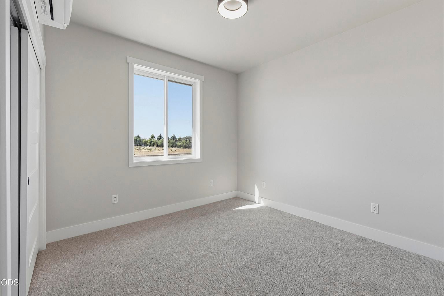Photo of 790 SE CUB CT. Court 24 of 39