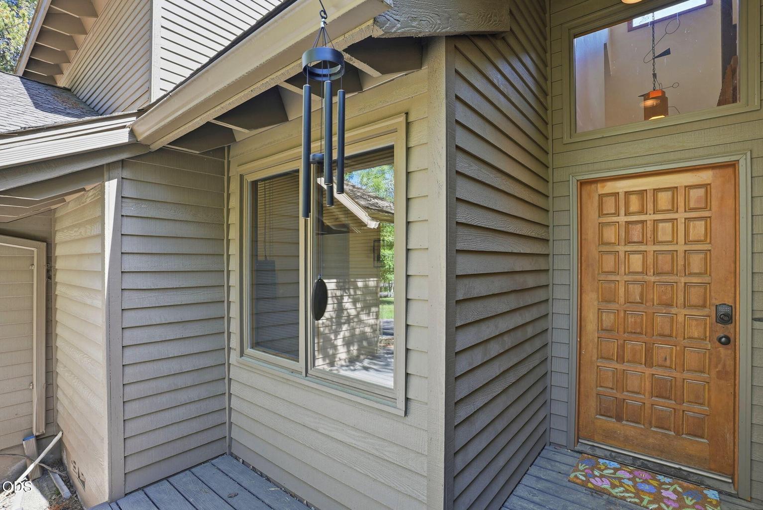 Photo of 17901 Red Cedar Lane 4 of 43