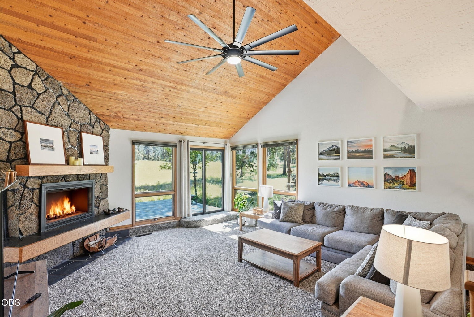 Photo of 17901 Red Cedar Lane 6 of 43